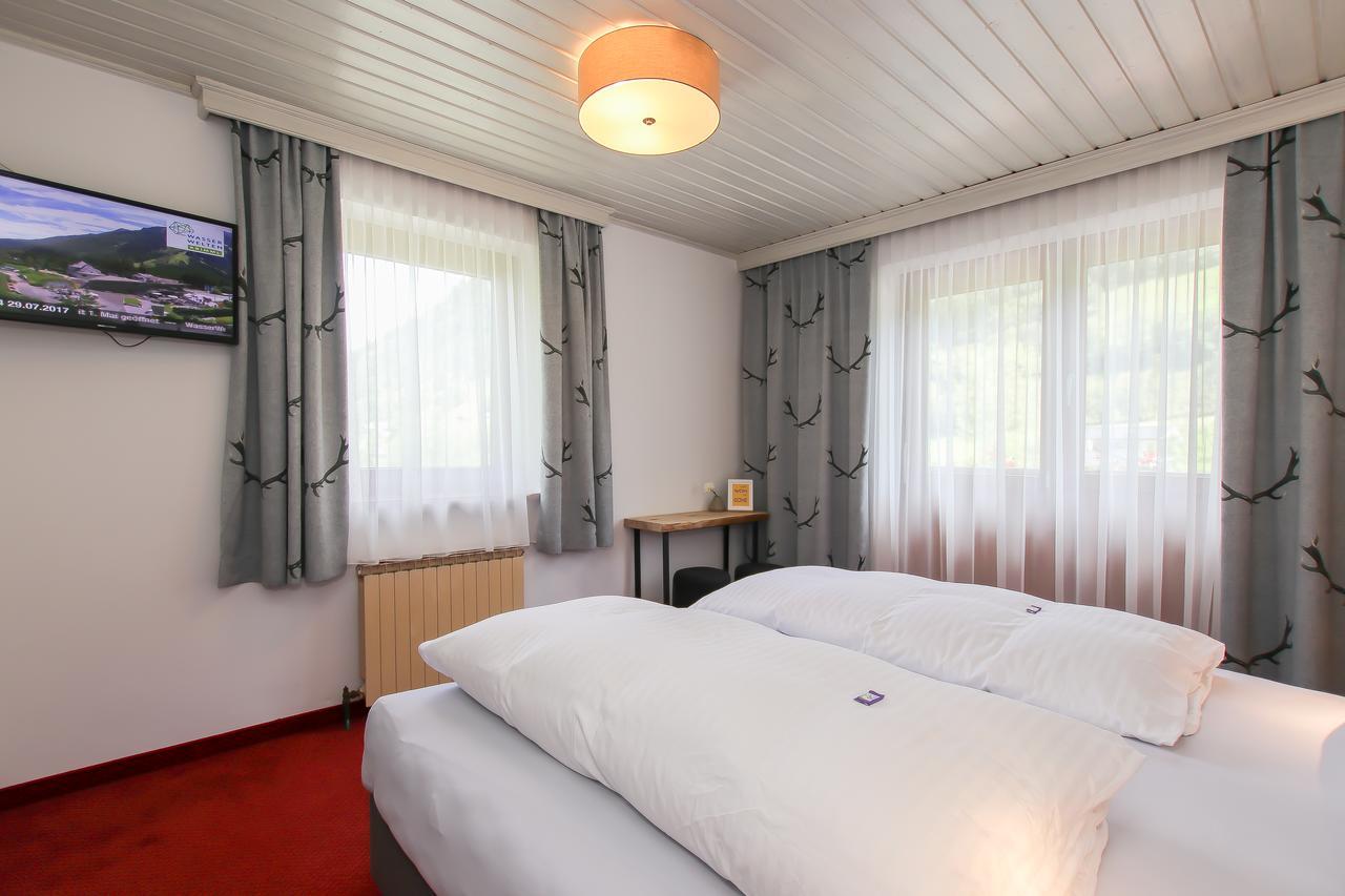 Gasthof Baerenwirt Hotel Fusch an der Grossglocknerstrasse Buitenkant foto